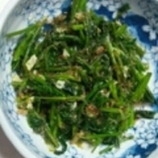 余ったインスタント麺の粉de空芯菜炒め